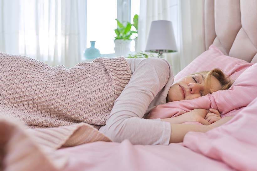 You are currently viewing Sleep and Menopause: Tips to Take Back Your Sleep
